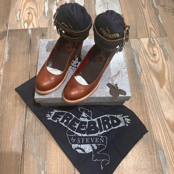 Freebird Candella Cognac 9.0 - Picture 4 of 6